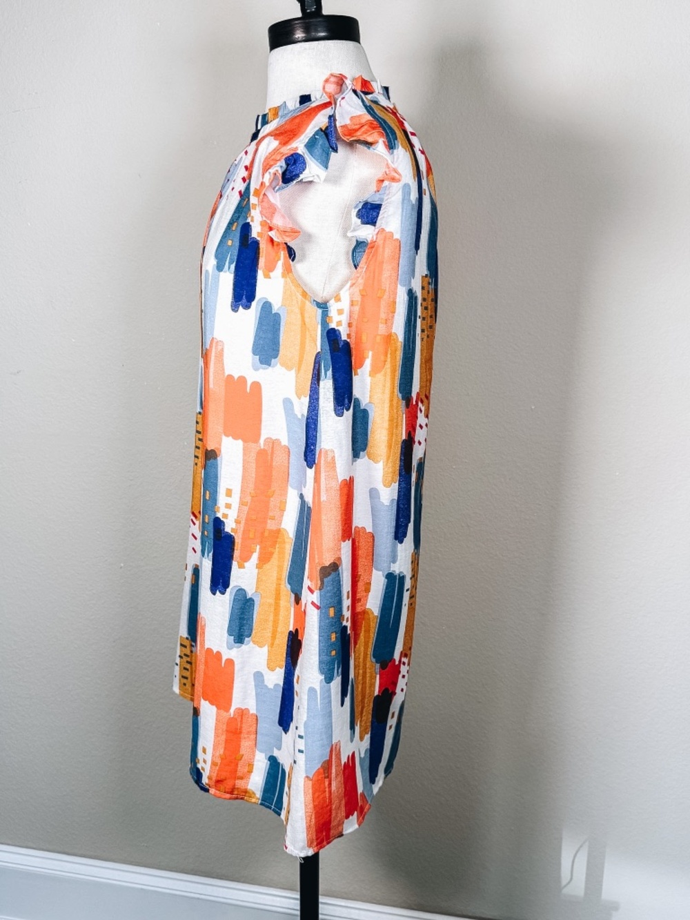 THML Abstract Print Flutter Sleeve Swing Dress XS - D3 - Picture 2 of 12